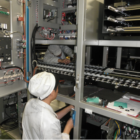 委託製造先を複数有し、それぞれと緊密な関係を構築しています。